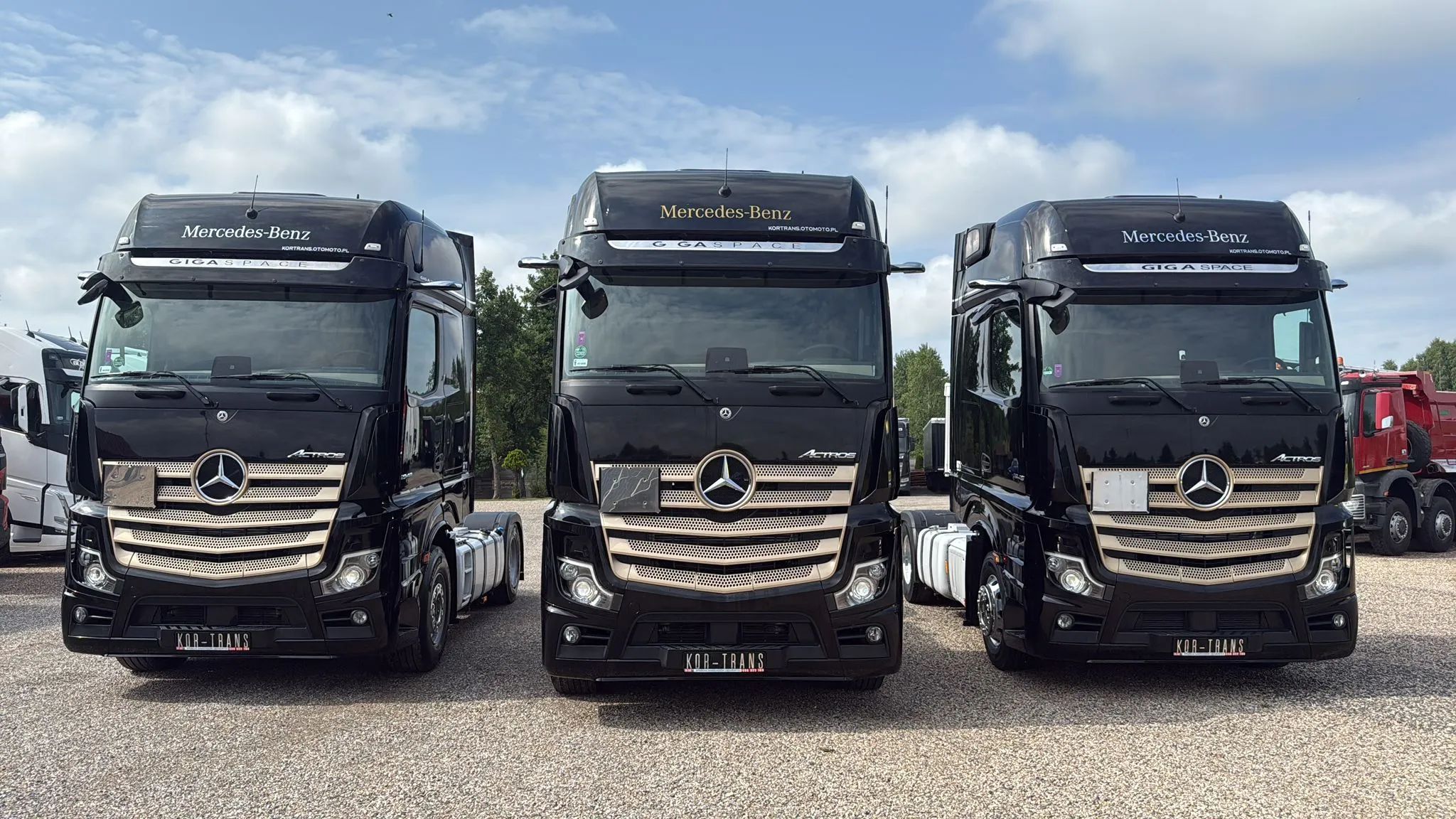 Mercedes-Benz ACTROS 1948 // GIGA SPACE // FULL LED // XENON // KLIMA POSTOJOWA // SALONKA // MIRROR CAM //  ALCOA DURA BRIGHT // RETARDER // Salon Polska // Totalny Unikat //