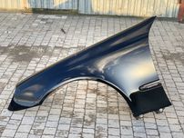 Крыло Левое Mercedes Benz w211 C197 Крило Ліве Чорне 211