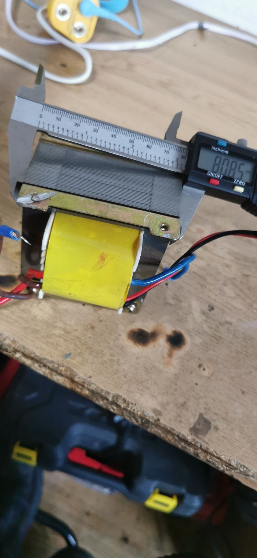 Transformator z z upsa 480VA
