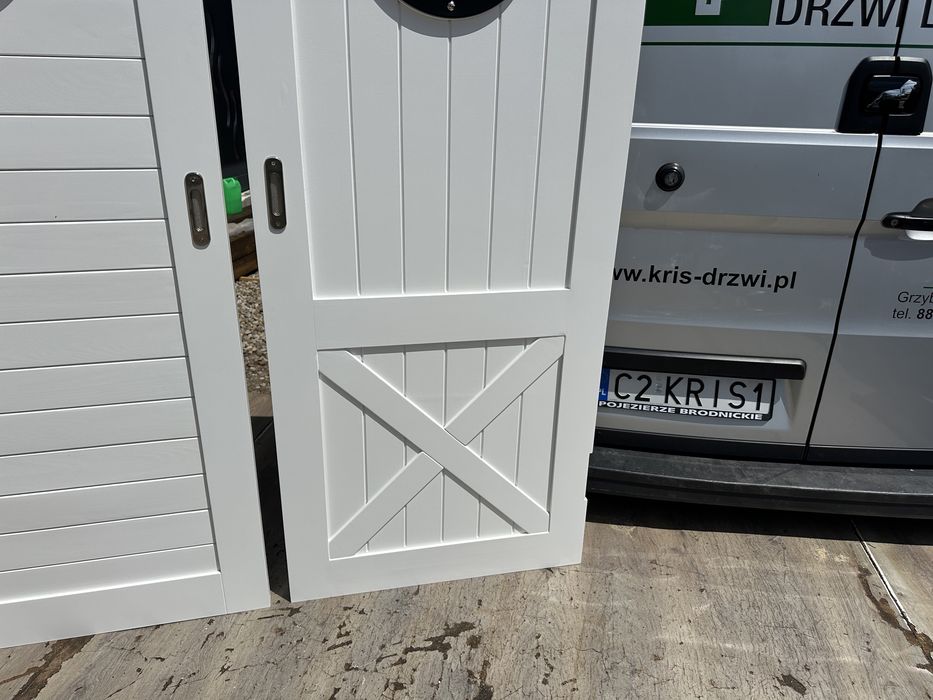 Drzwi wewnętrzne drewniane OD RĘKI wahadłowe białe dostawaCała Polska