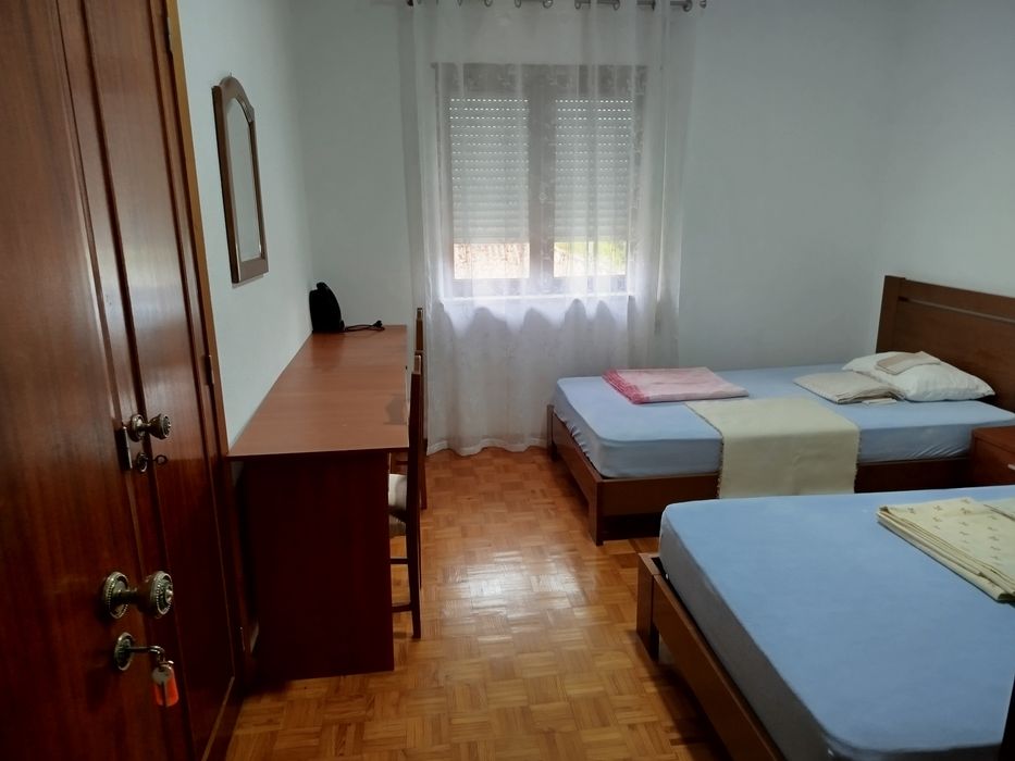 Quarto a Arrendar Estudantes A Compartilhar