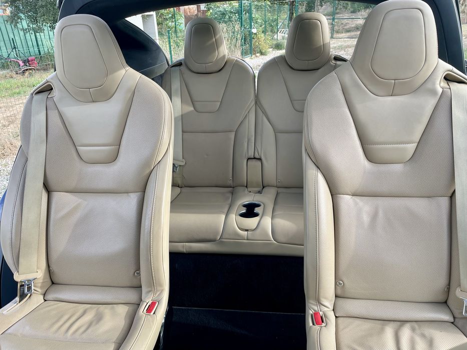 Tesla Model X 90D – 6 lugares - Autopilot – Supercharger vitalício