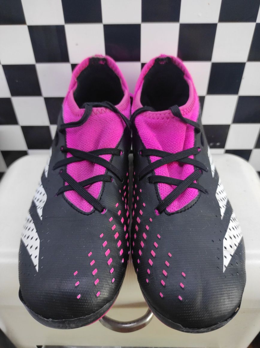 Adidas buty korki PREDATOR ACCURACY.3 MG rozm. 34 piłka nożna korki