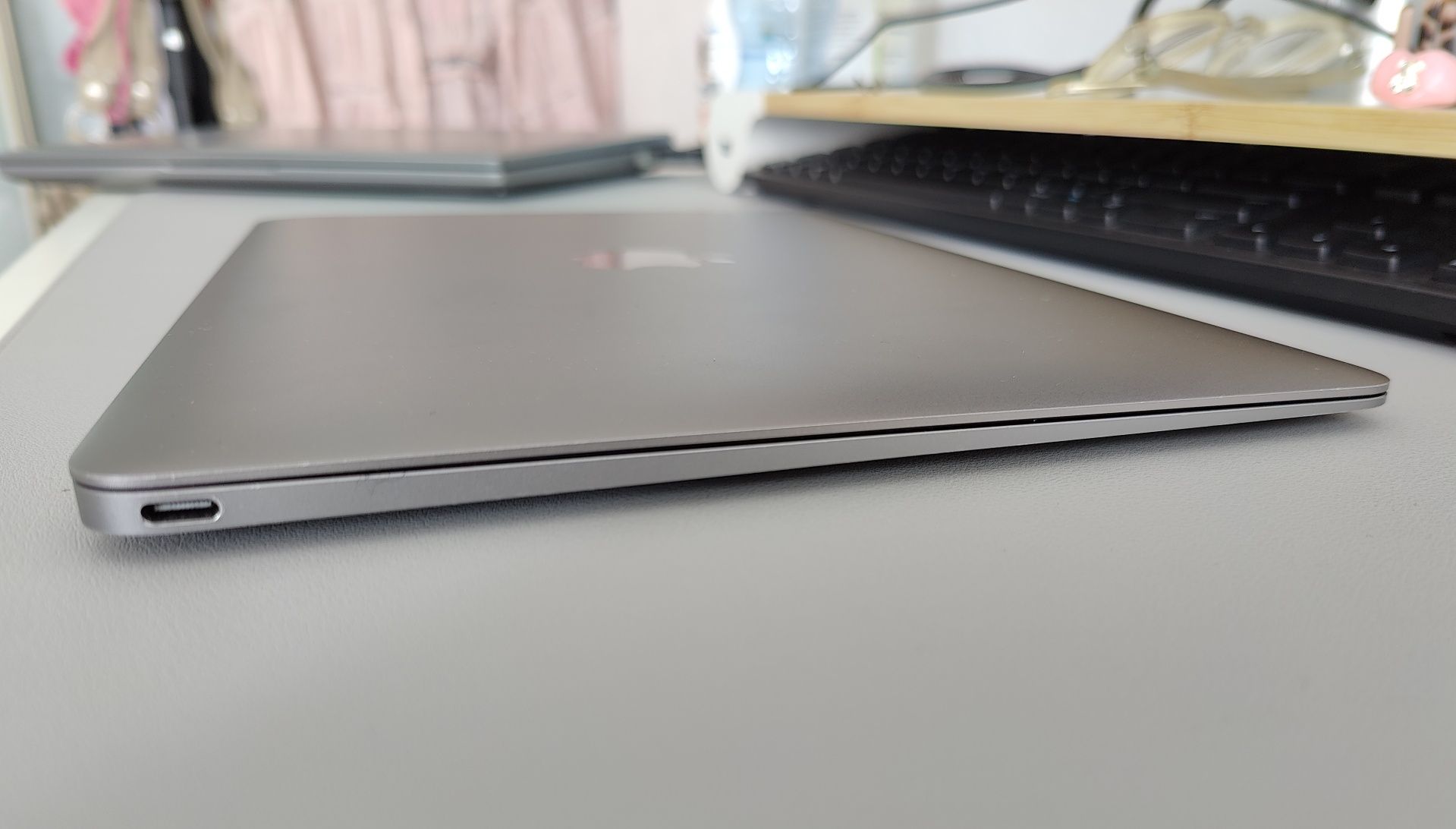 MacBook A1534  Retina12, 2016 r.  Intel m3