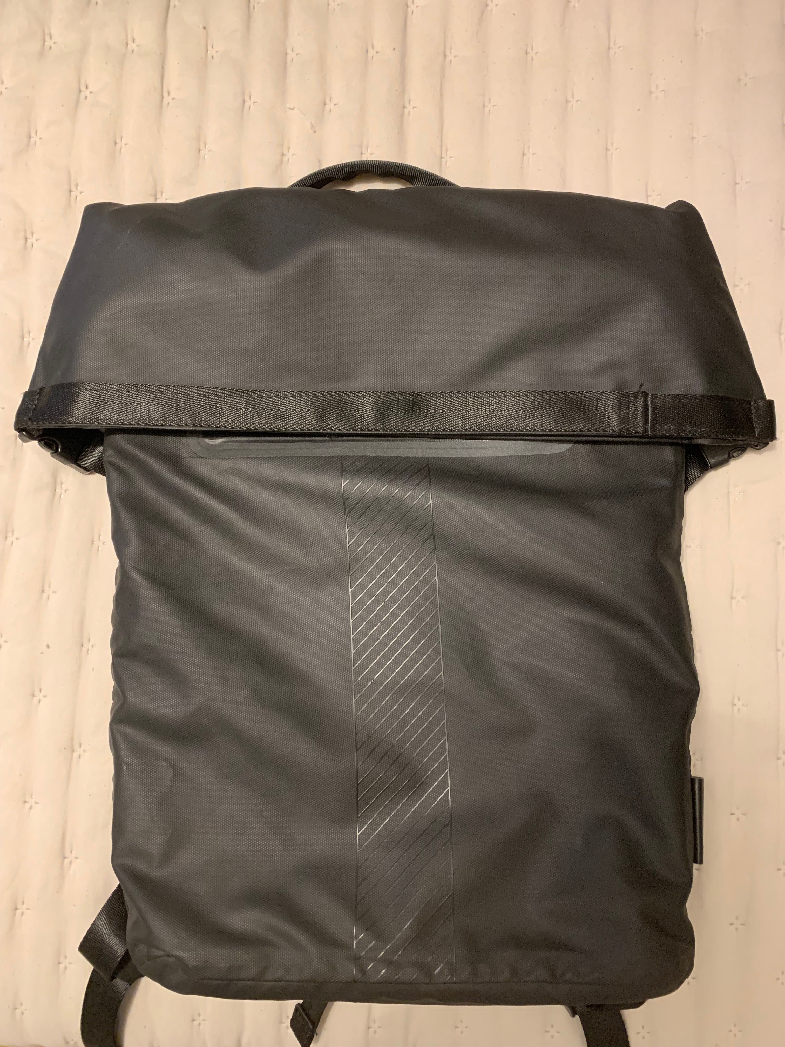 Mochila prozis com vários arrumos