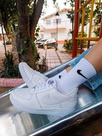 promocja!! nowe Nike air force 1 białe sneakersy Nike force one