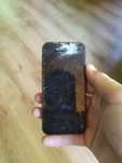 iPhone 5 rozbity na części