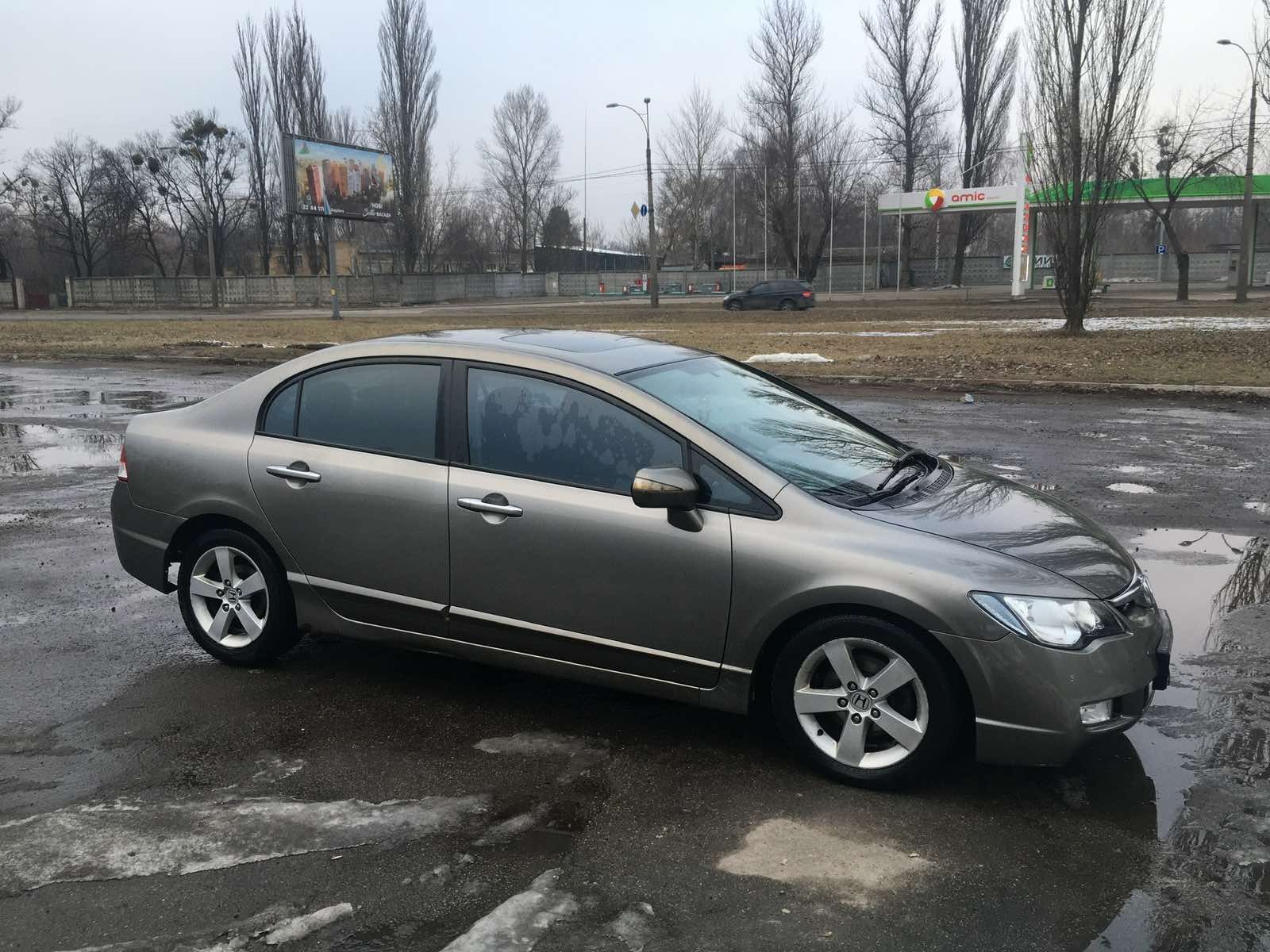 Honda Civic  1.8 automat