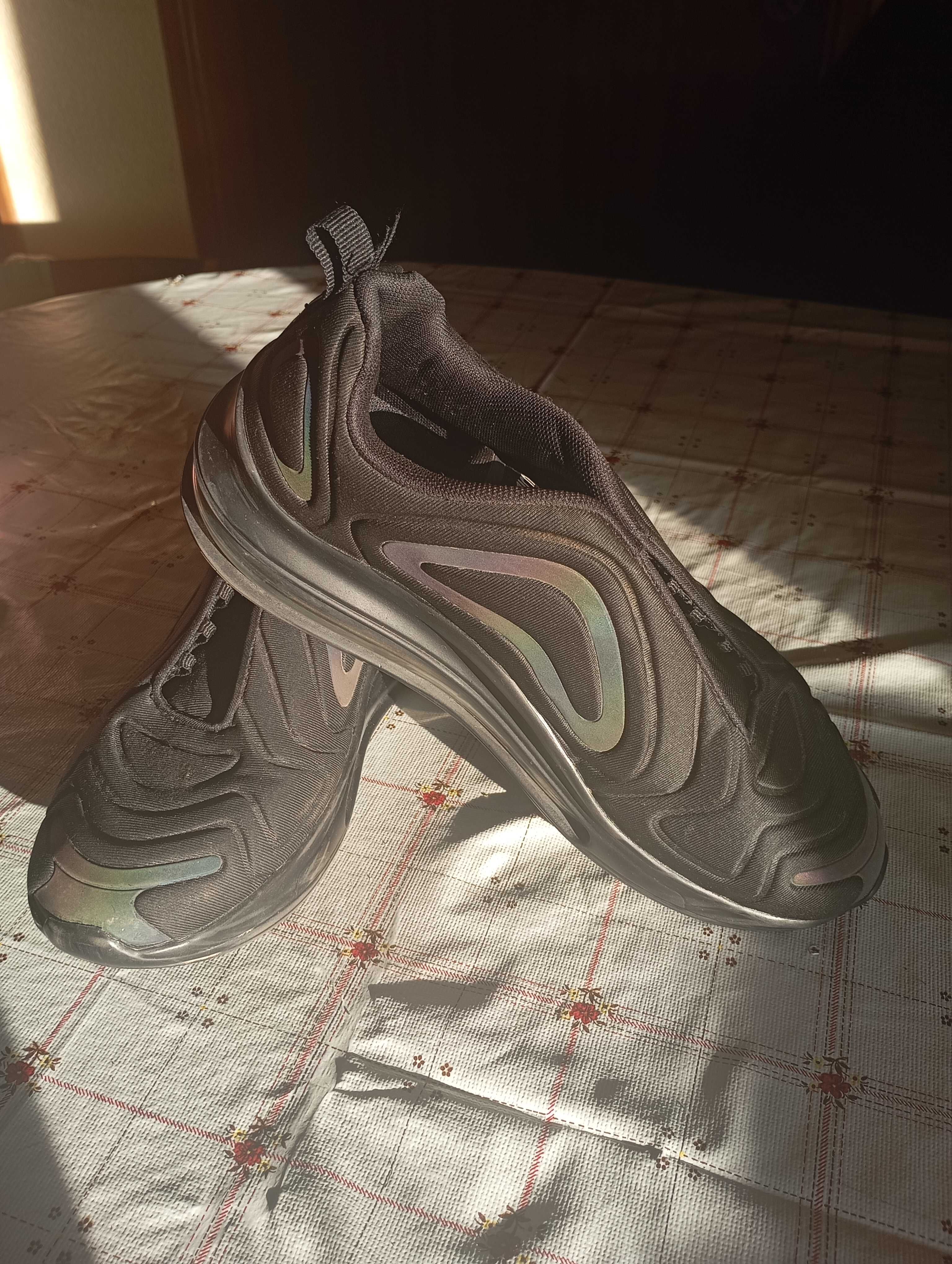 Tenis unisexo Nike Airmax 720 n40