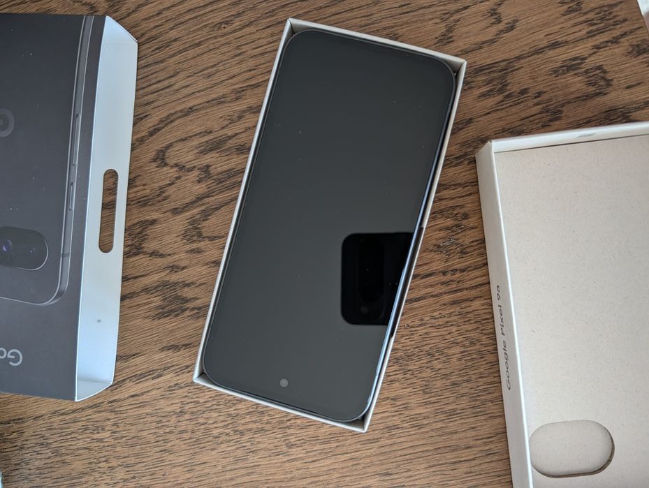 Smartphone GOOGLE Pixel 9a 8/128GB preto - novo