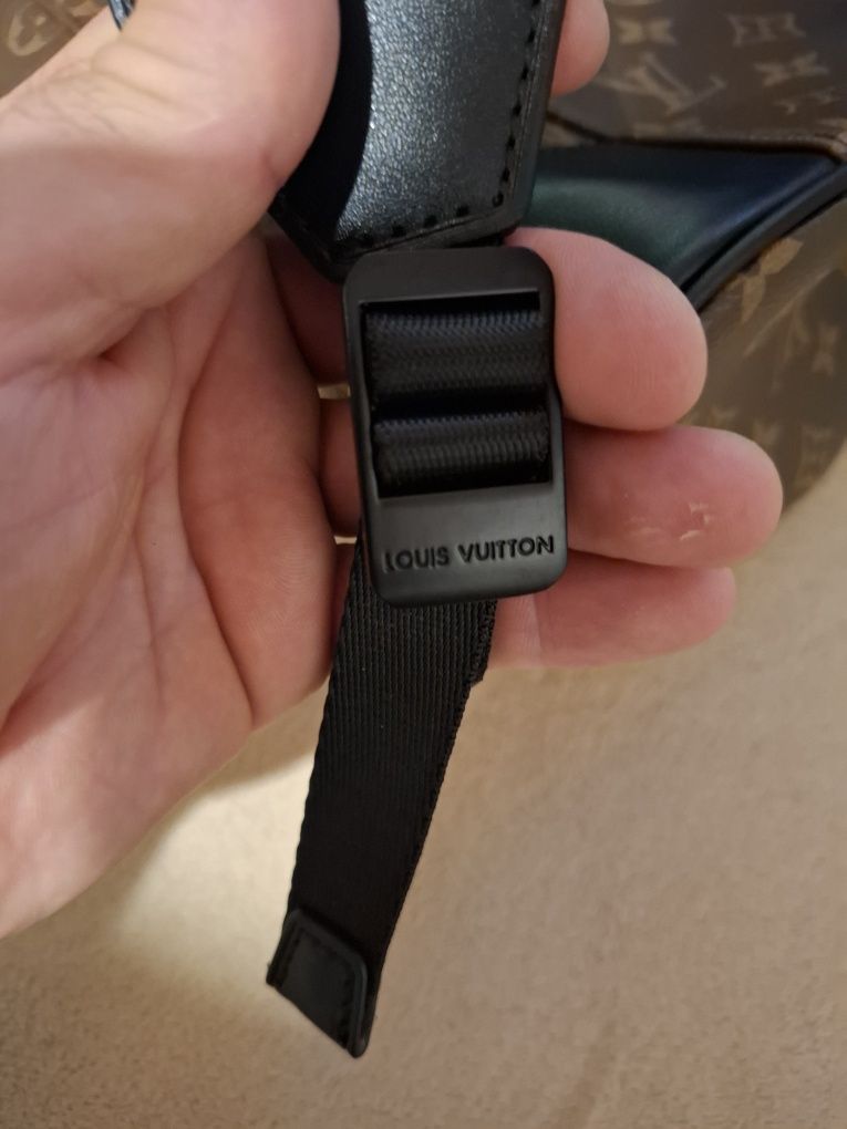 Mochila nova nunca usada