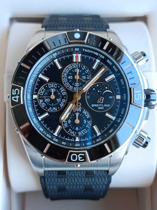 Breitling Super Chronomat 44mm 4-Year Calendar