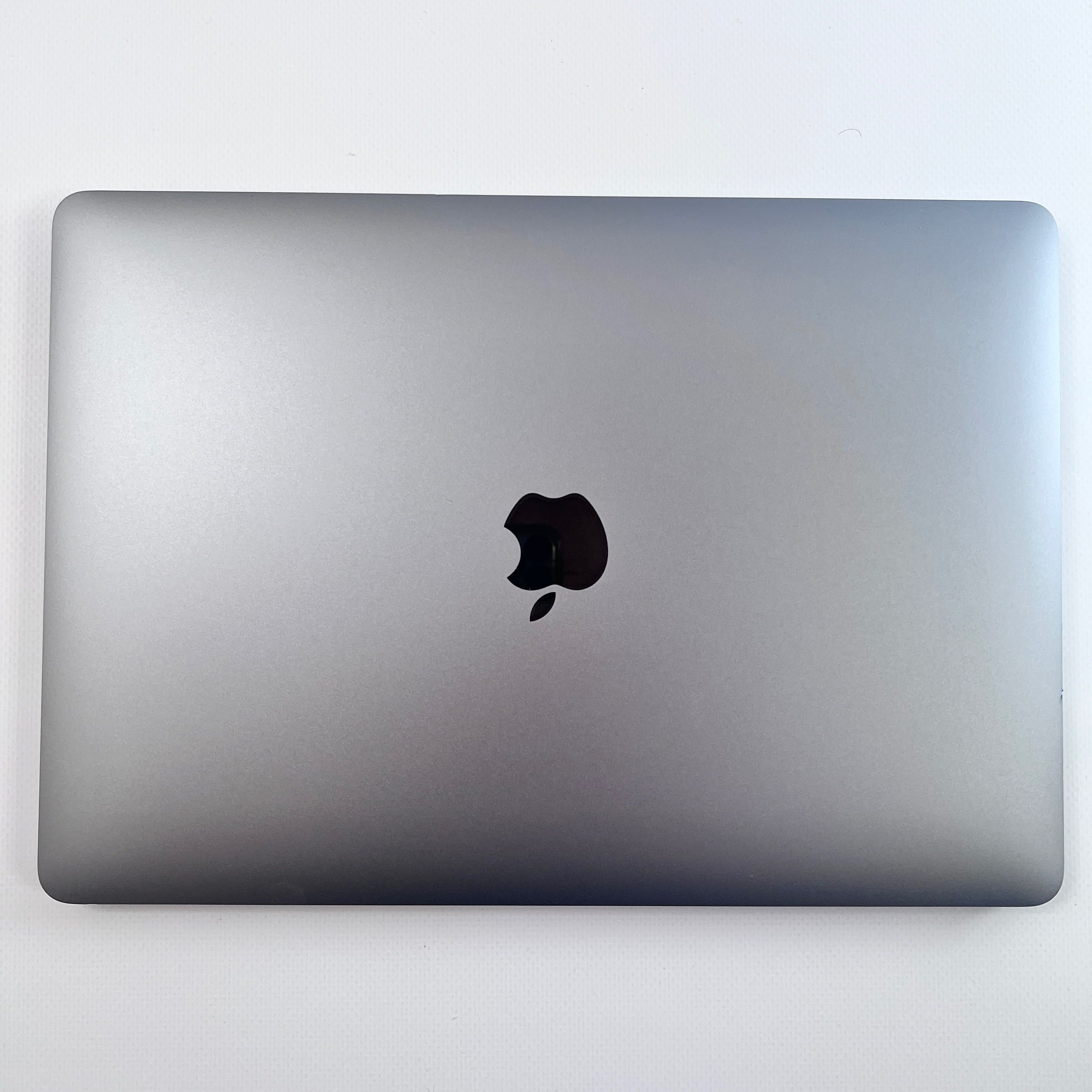 11 Циклів MacBook Pro 13 2022 M2 8GB RAM 256GB SSD Space Gray ГАРАНТІЯ