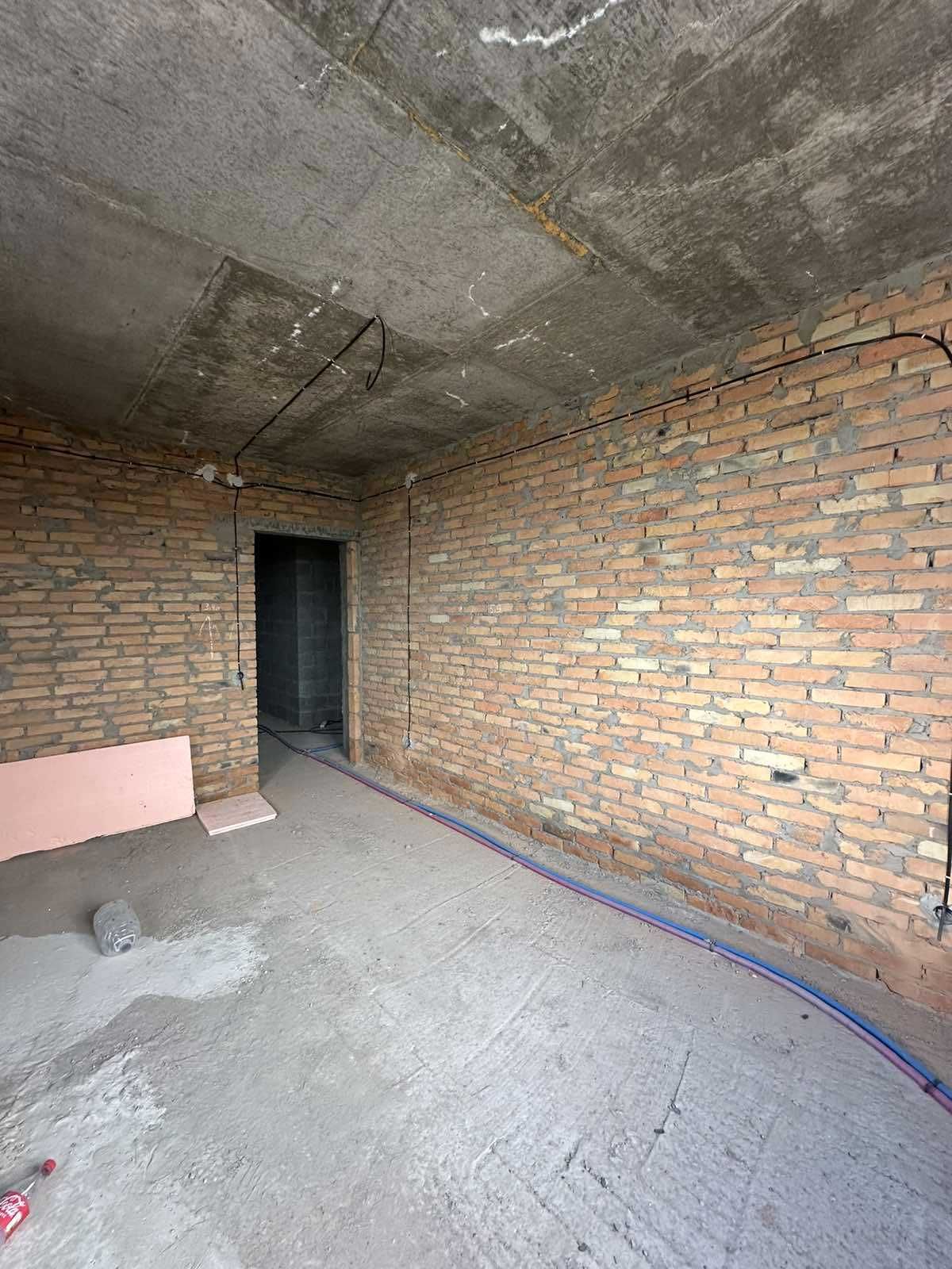 Продам 1к квартиру | вид на Дніпро | заселений будинок |
