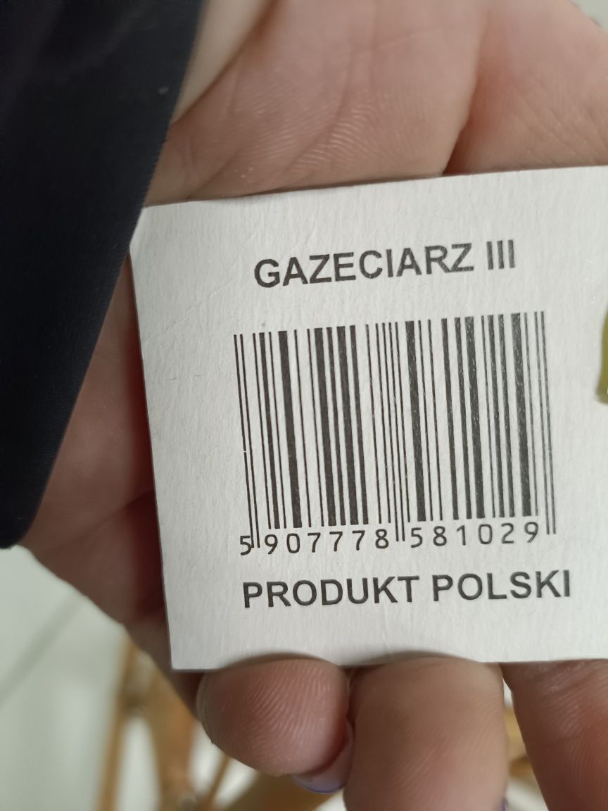 Gazeciarz kosz stojak wiklinowy