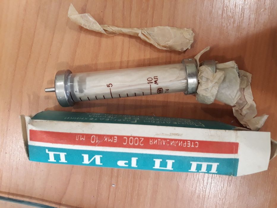 Шприц Рекорд стеклянный