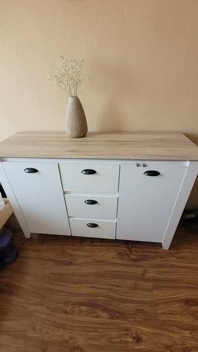 Komoda  biala 120x 80