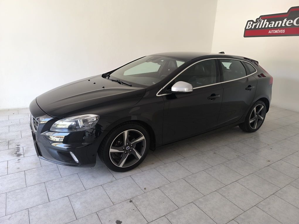 Volvo V40 R-DESIGN