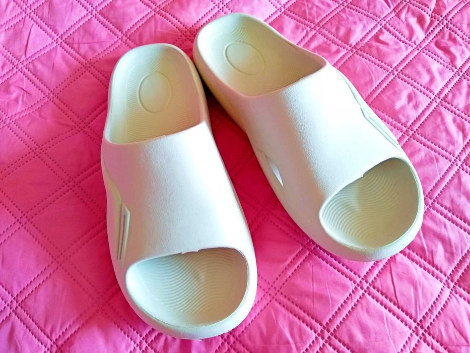 Белые мужские шлепки/сланцы/кроксы Gipanis 42 р. (Новые, 27.5 см)