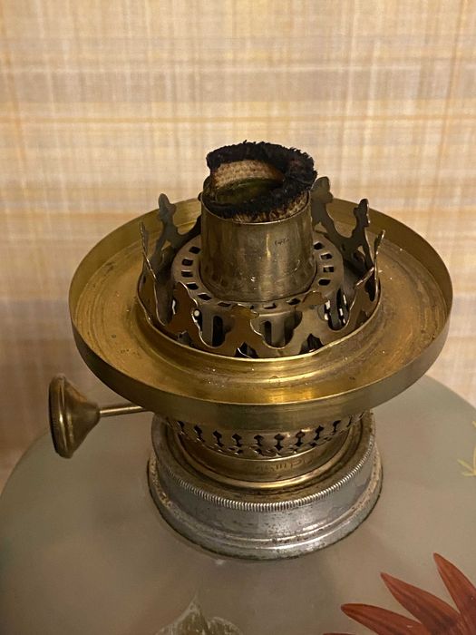Piękna, secesyjna lampa naftowa. W pełni sprawna ,76cm.