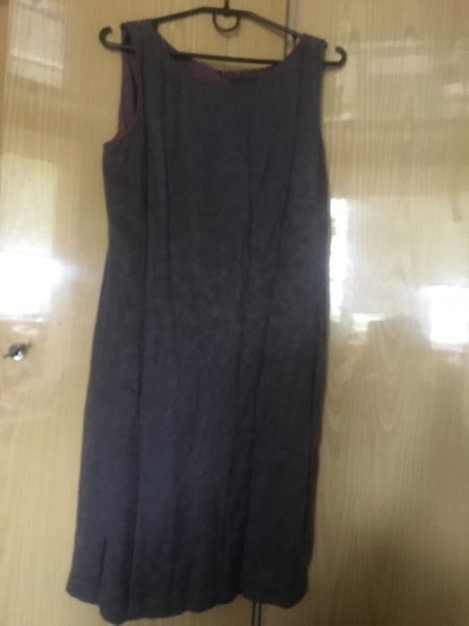 Продам літні сукні без рукавів