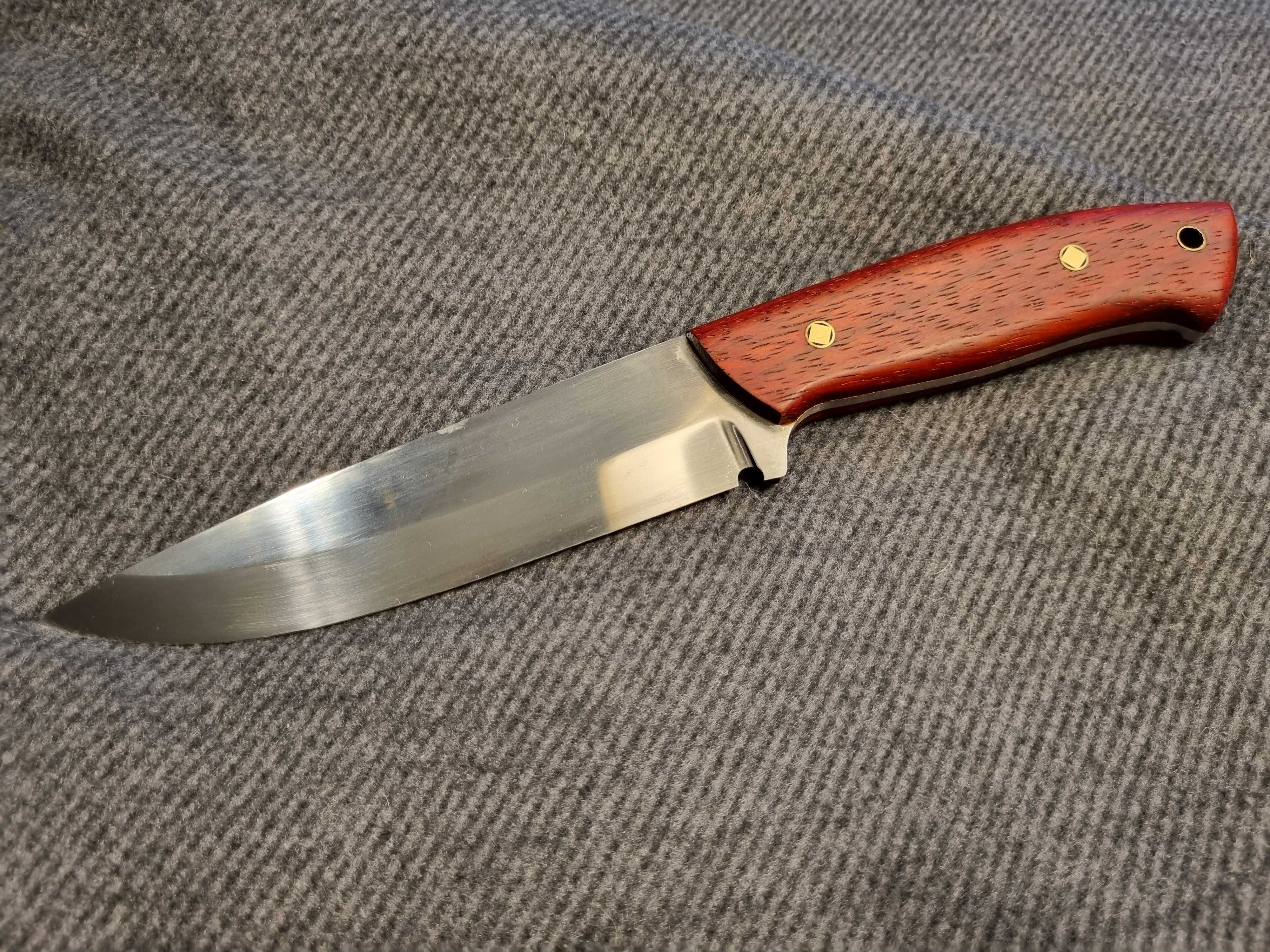 Nóż custom Bushcraftowy