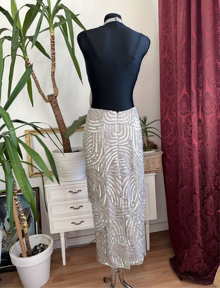 Srebrna cekinowa sukienka midi midaxi frędzle 46 3 xl 44 xxl asos luxe