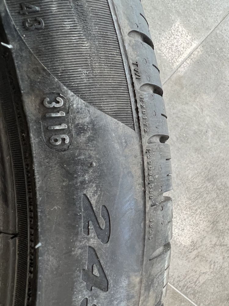 245/40r18 Pirelli P Zero Lato