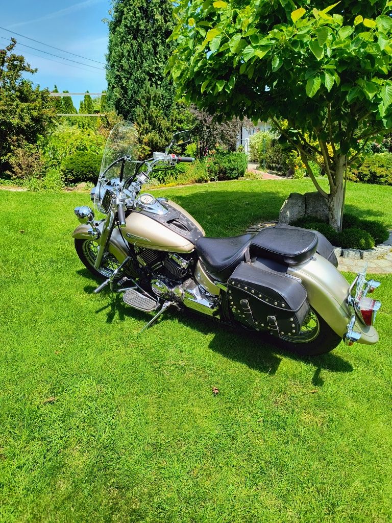 Sprzedam piękną Yamahę Drag Star 650 z bardzo niskim przebiegiem!!!