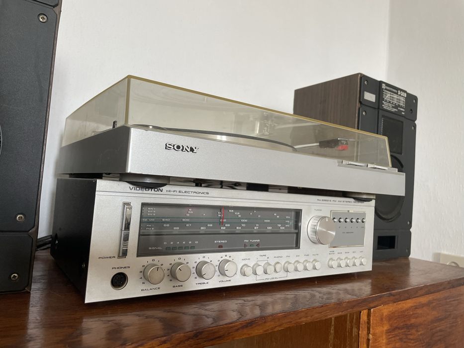 Програвач Sony PS-LX1 ресівер Videoton RA 6363 S Radiotechnika S-30b