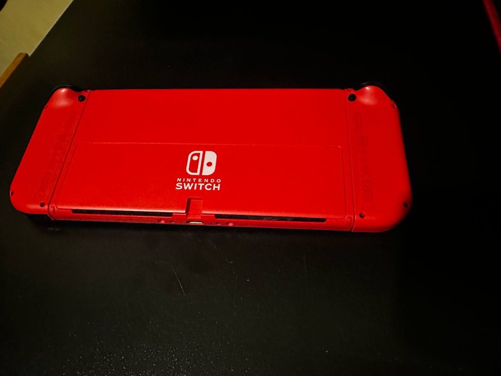 Nintendo switch OLED czerwone +gry