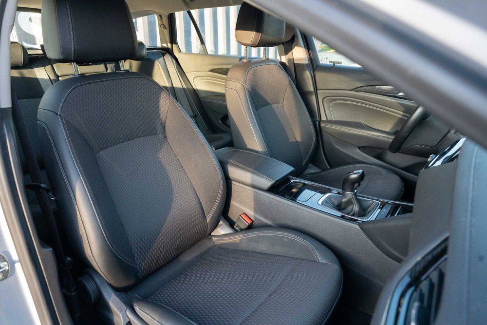 OPEL INSIGNIA 1.5 TURBO 165KM * lampy iLux * kamera hak * bezwypadkowa