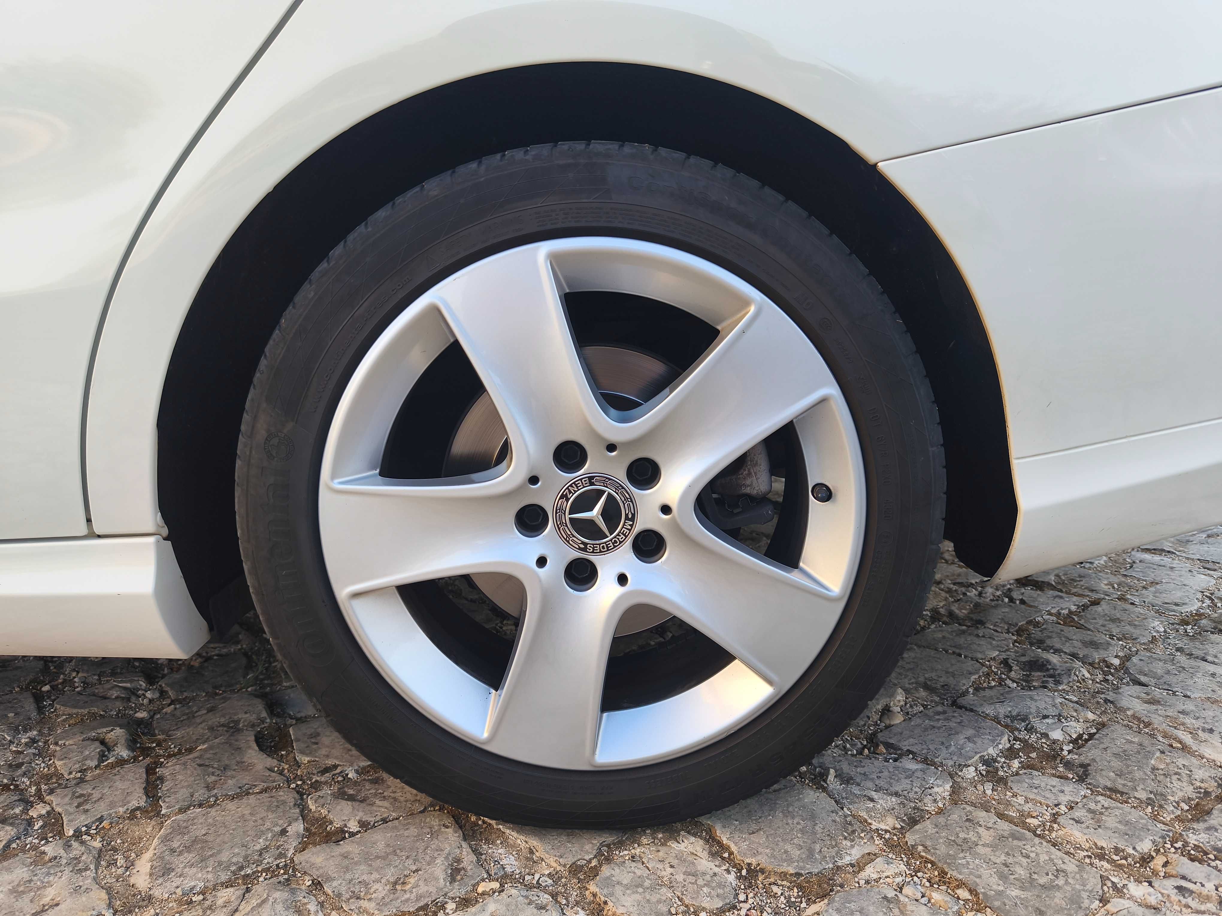 Mercedes CLA 200D 2017 carrinha motor mercedes