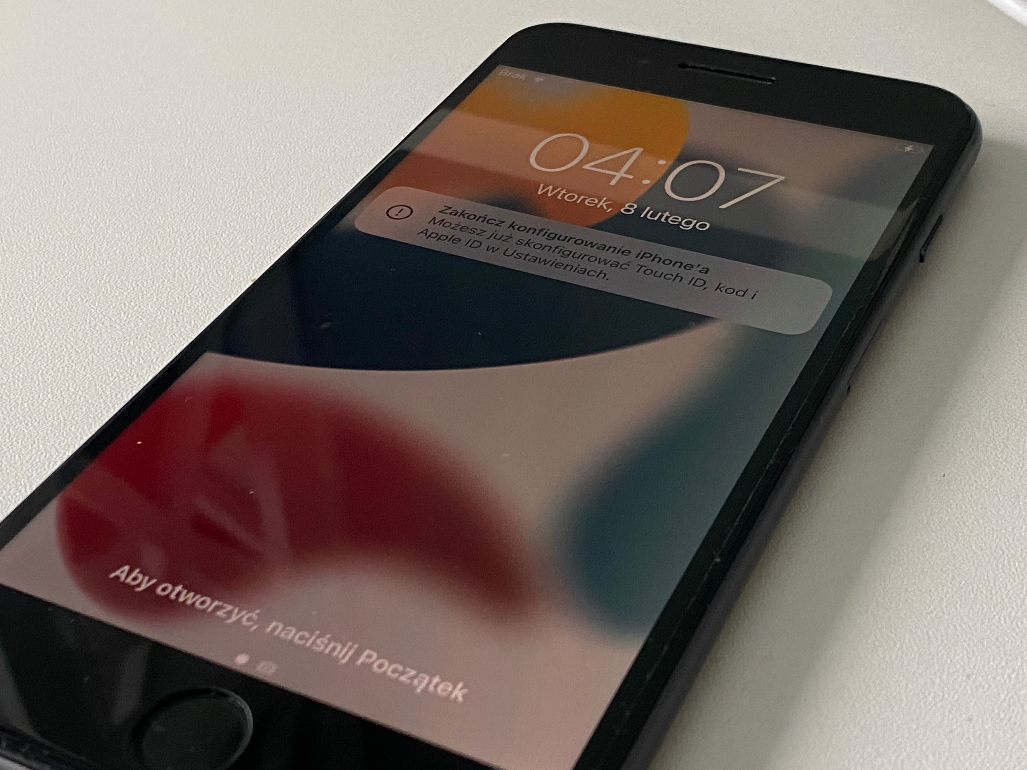 Smartfon Apple iPhone 8 Plus 3 GB / 64 GB szary Space Grey