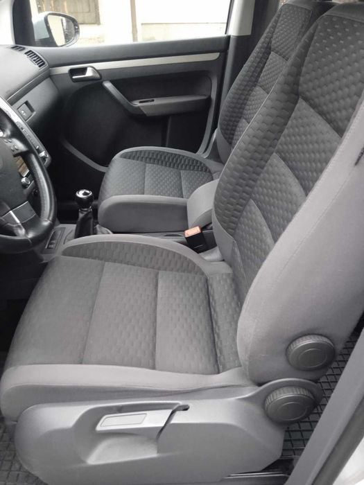 Продам Volkswagen Touran 1.9tdi 2010р.в