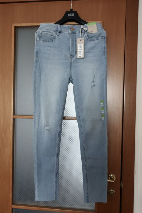 Нові скінні джинси marks&spencer блакитні