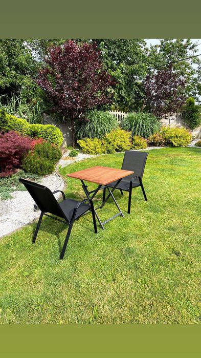 Zestaw Ogrodowych Mebli Stół i 2 Krzesła Piękne i Solidnie Wykonane!!