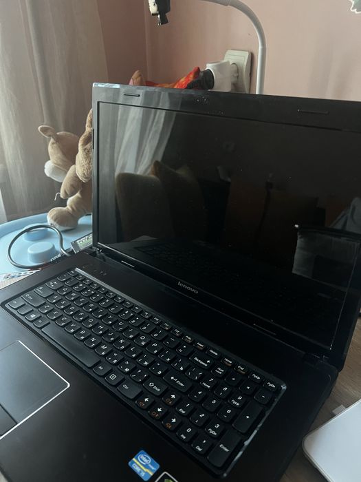 Ноутбук Lenovo