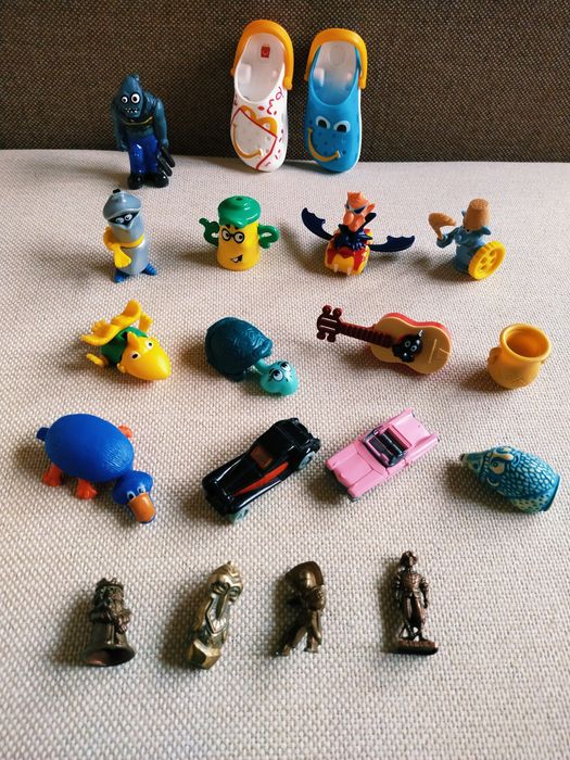 Игрушки Киндер ,Ландрин с 90х,