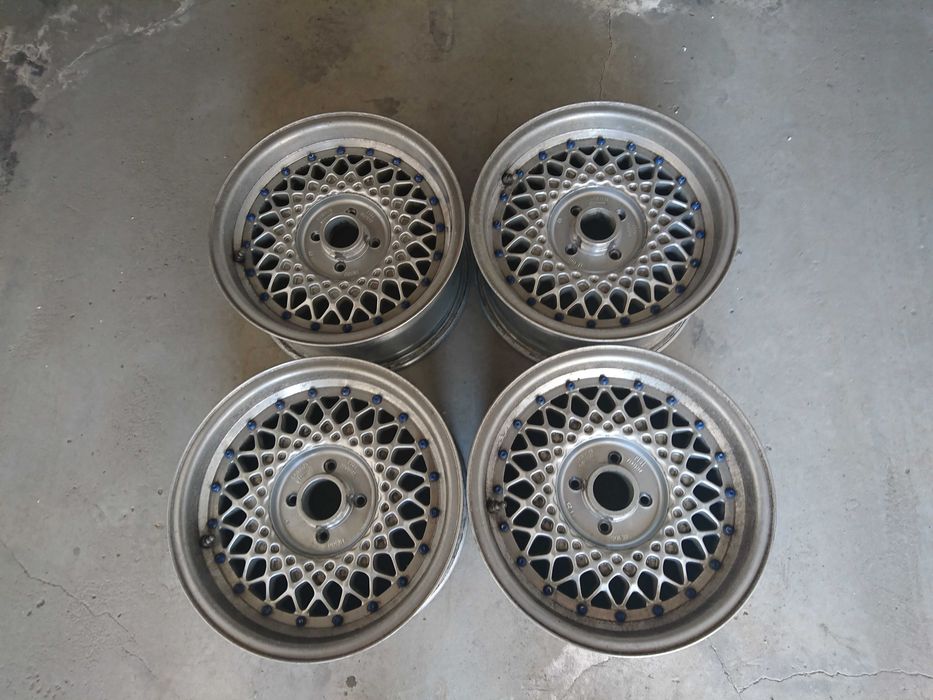 klasyczne felgi RIAL Arc COBRA RS 15x7 et23 Opel VW german style 4X100