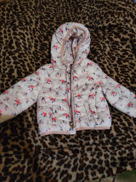 Курточка на дівчинку розмір 80