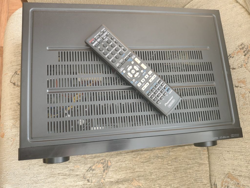 Amplituner Pioneer VSX-329 5.1 105w/ch