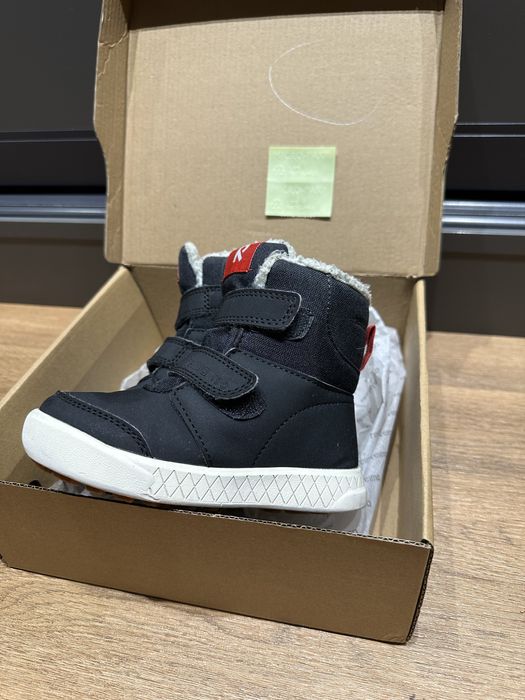 черевики reima