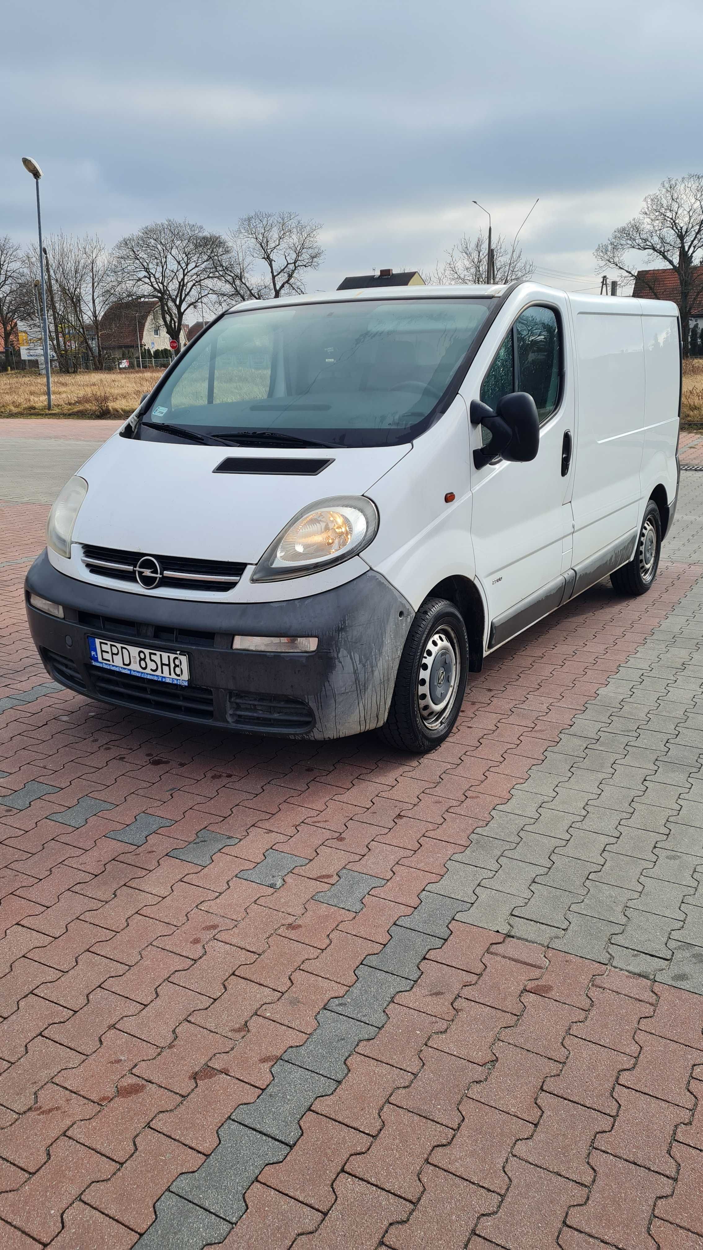 Opel Vivaro 1.9 2002 Hak L1H1