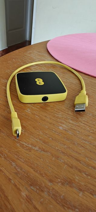 Alcatel EE40 Y853 3G 4G WiFi router