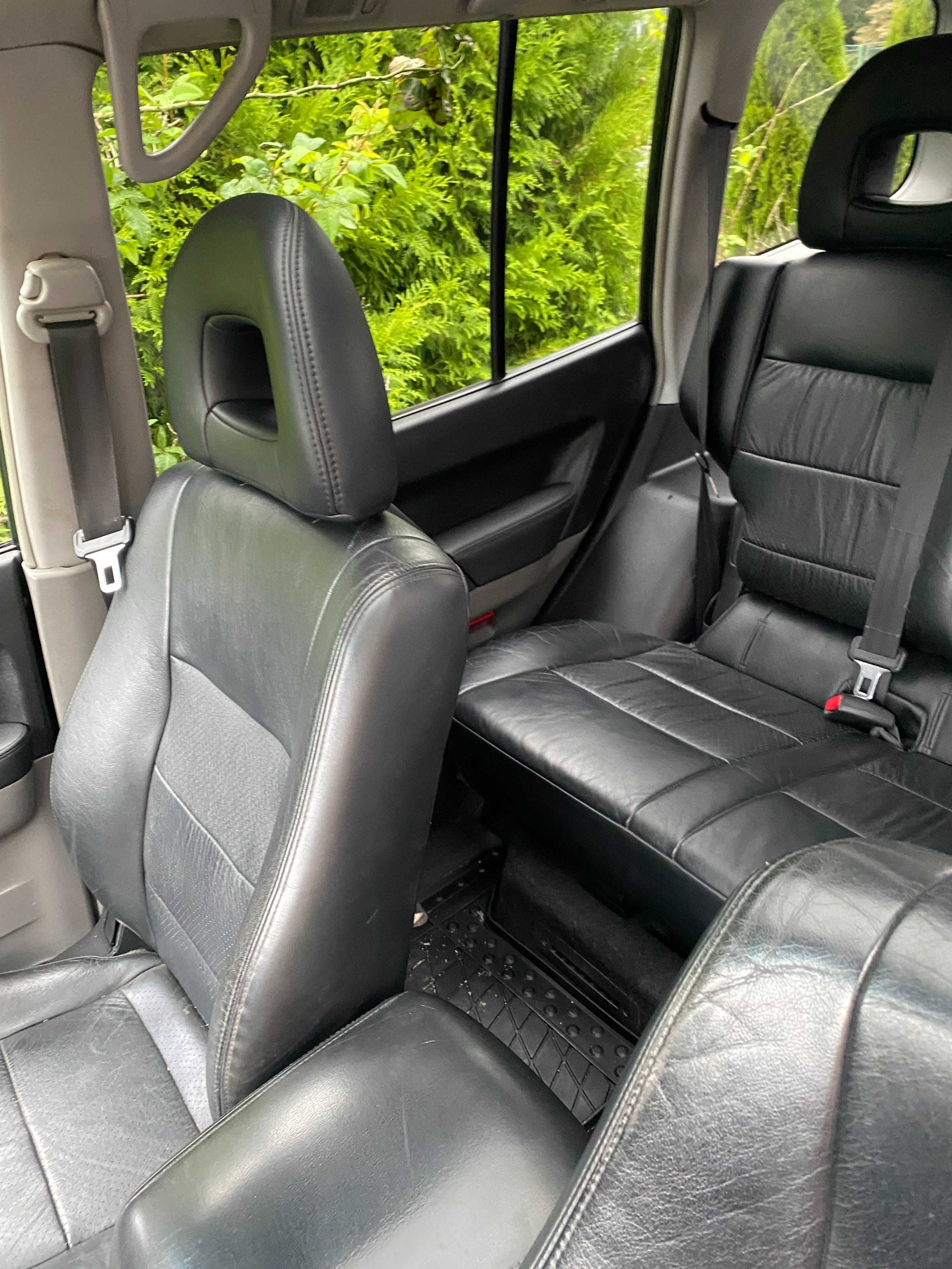 Mitsubishi Pajero 3.2 rok 2004