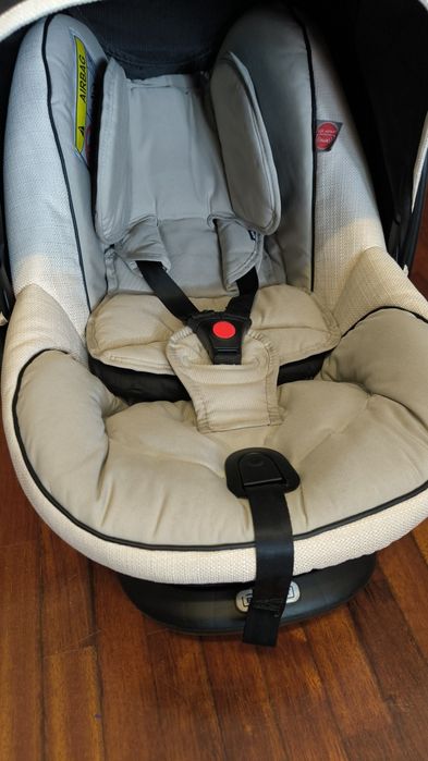 Carrinho de bebé + Ovo Bébécar Hip-Hop Tech