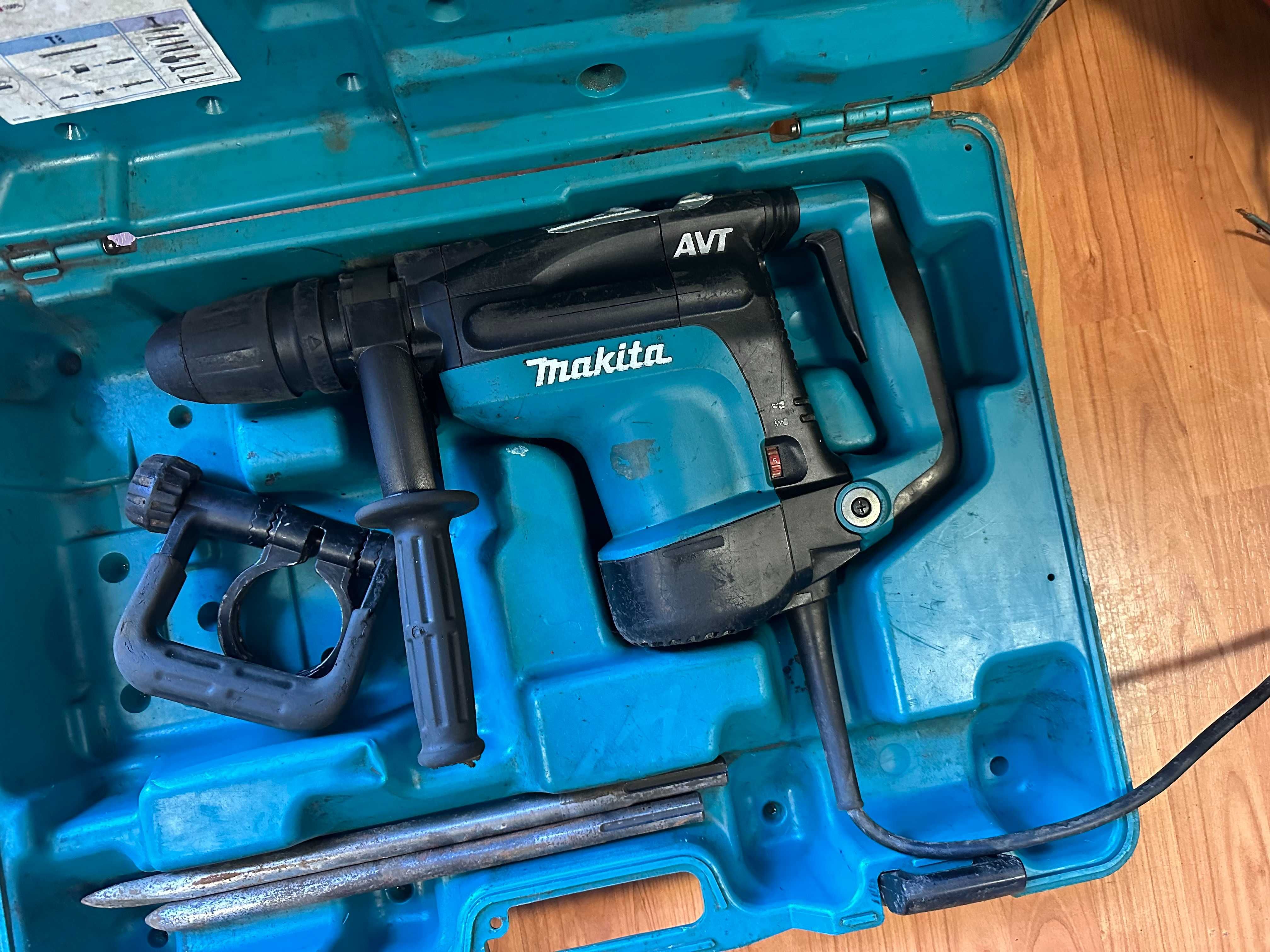 Młotowiertarka Makita HR4001c Zestaw Dłuto