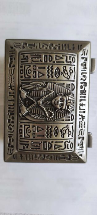 Piękna unikatowa szkatułka na biżuterię z Egiptu.