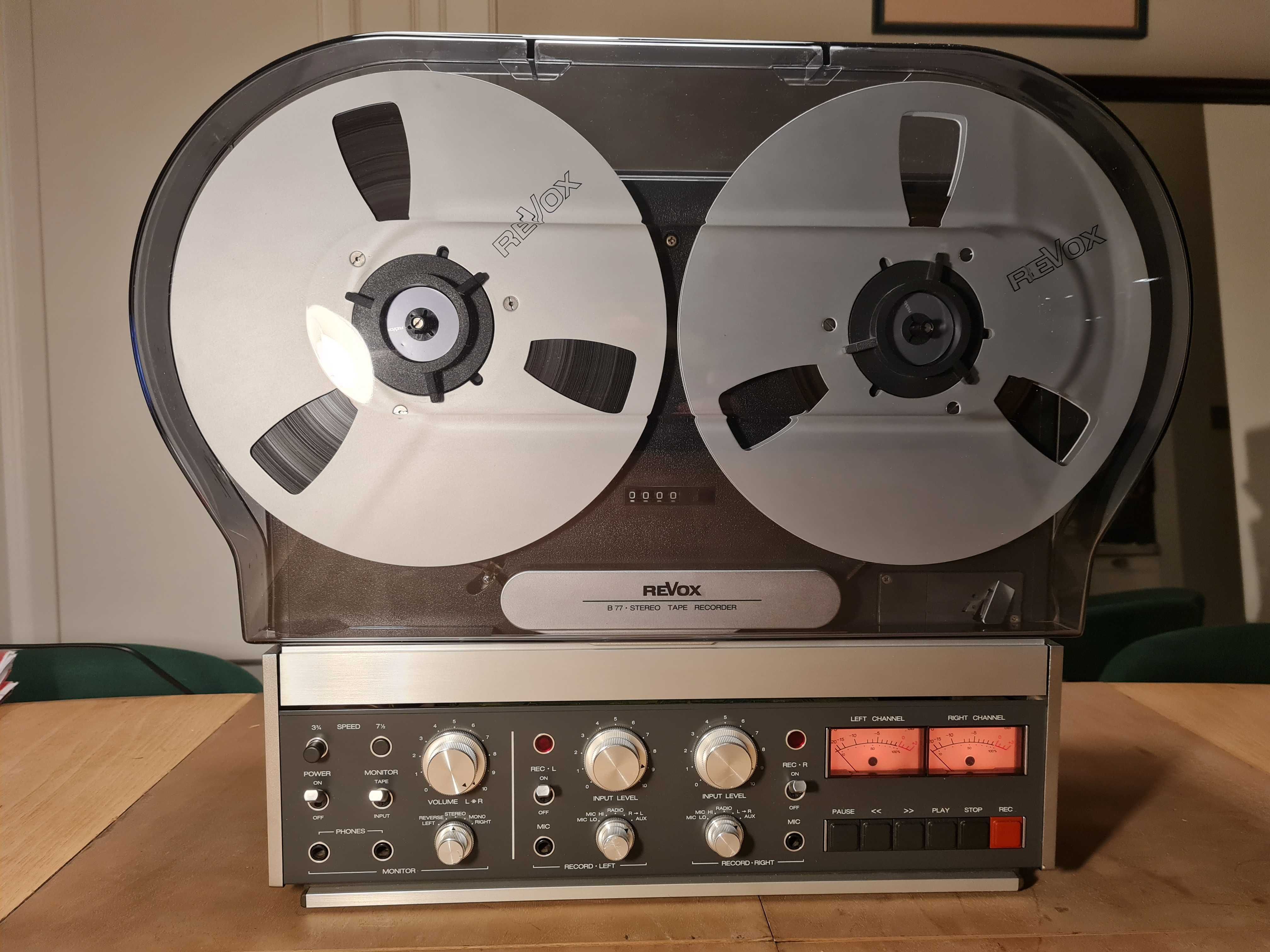 Magnetofon szpulowy REVOX B77 4-ścieżkowy